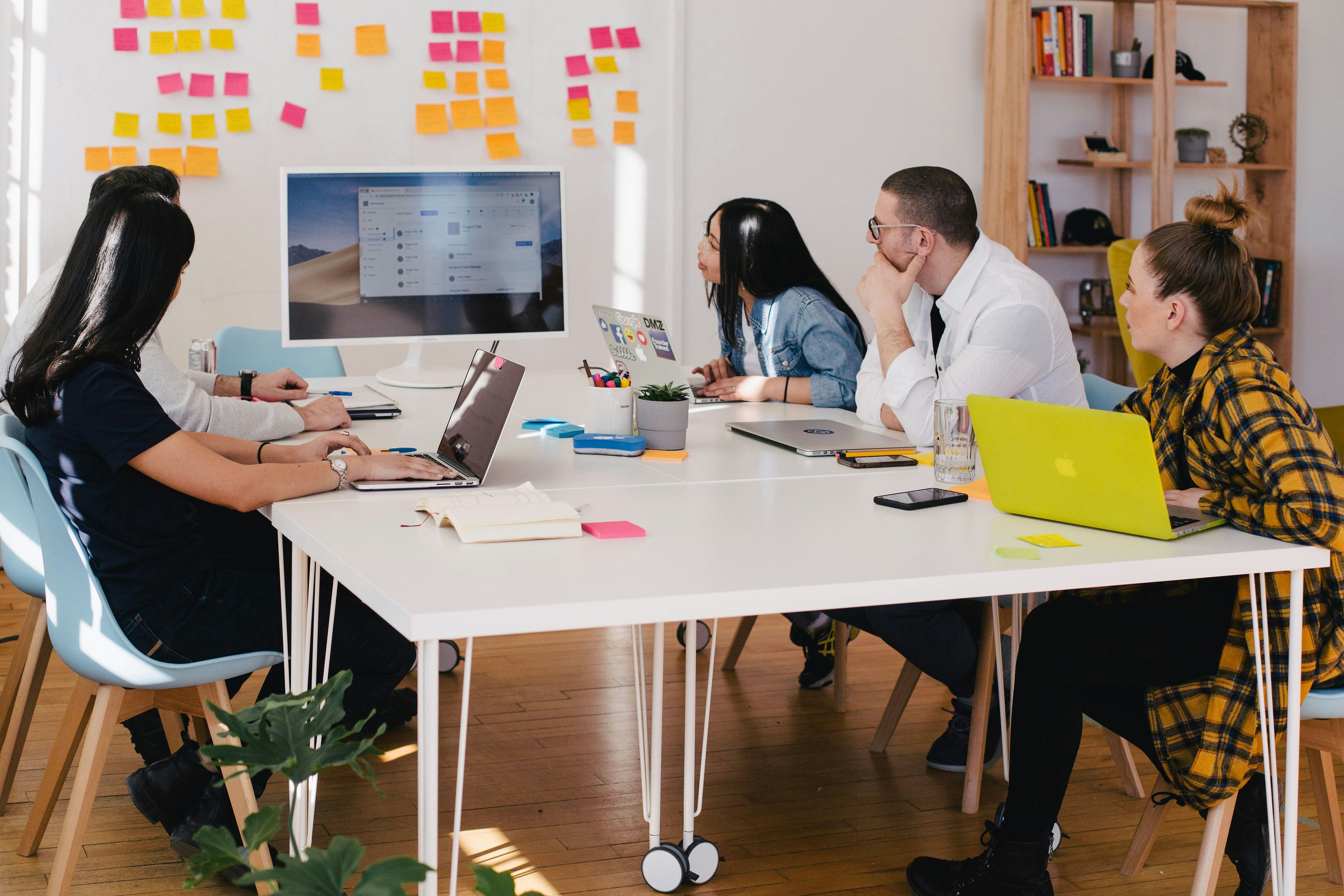 Empowering customer support with AI at Visma | Onguard