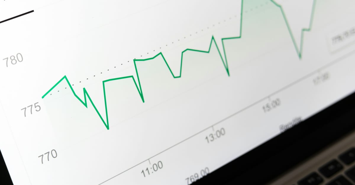 Churn signals and health scores
